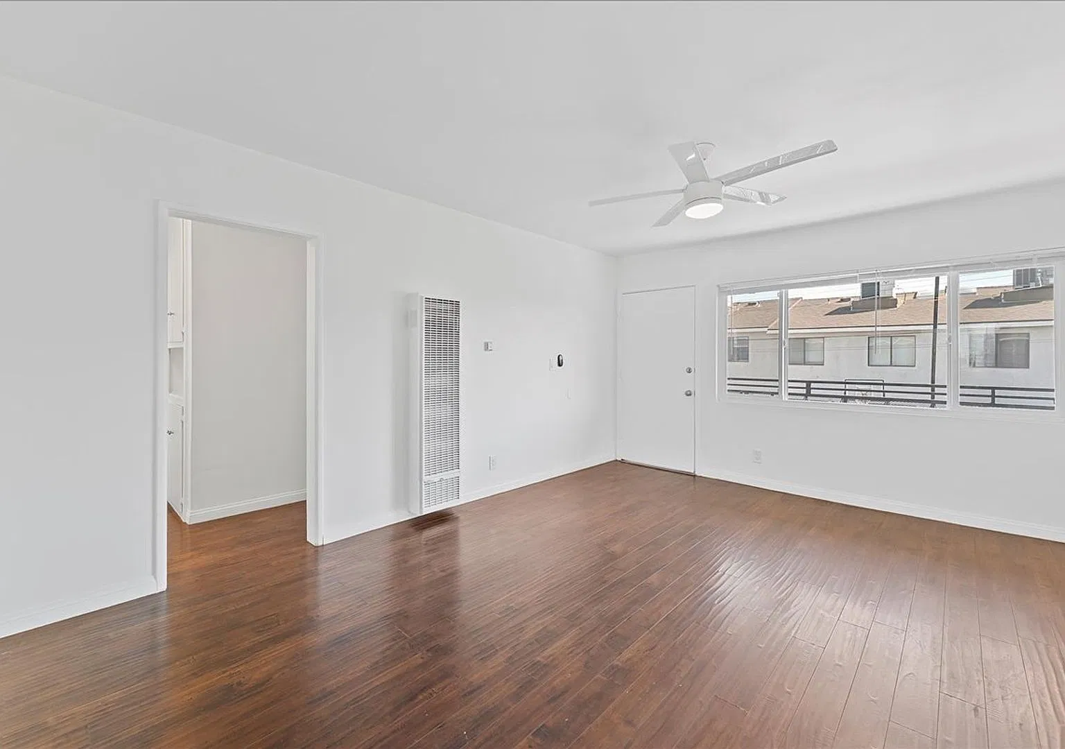 Two Bedroom Apartment | Minutes From SoFi Stadium! — Photo 1