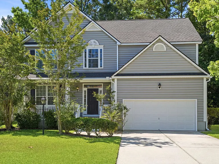 1152 Willoughby Ln — Photo 1