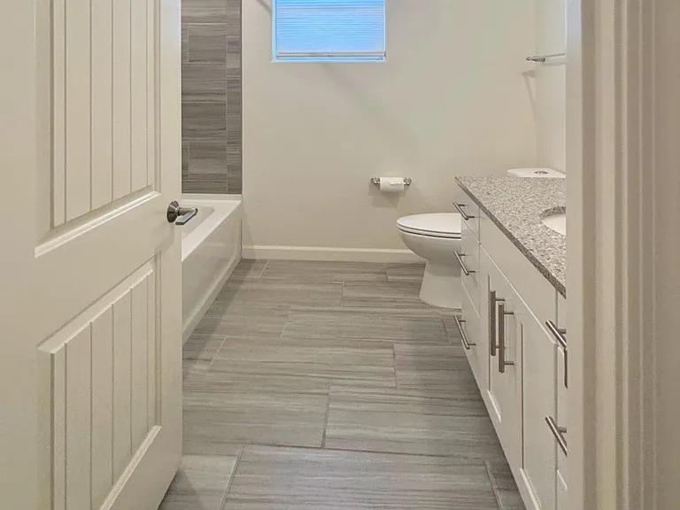 4707 N 204th Ln — Photo 22