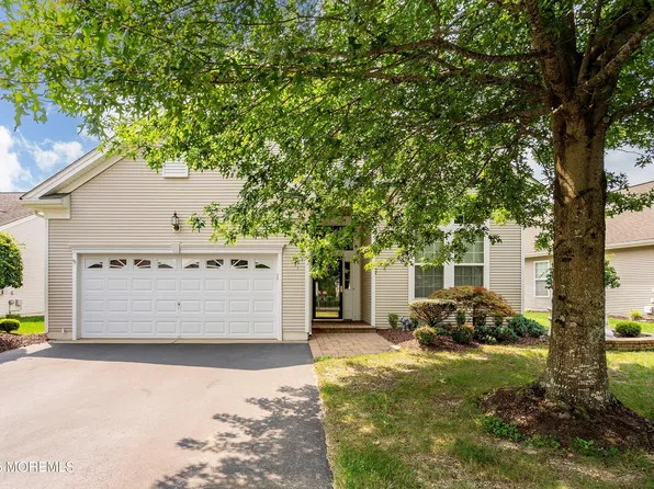 4 Marlow Drive, Jackson, NJ 08527