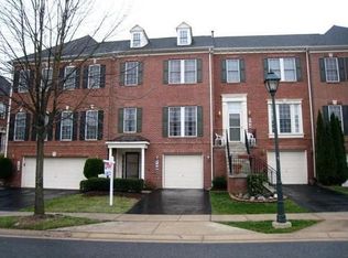 148 Summer Walk Dr, Gaithersburg, MD 20878