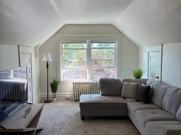 131 N 15th St #B, Camp Hill, PA 17011