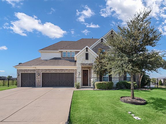 4th image of 3807 Wild Flower Ln