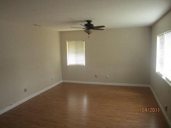 3rd image of 5315 Encina Dr