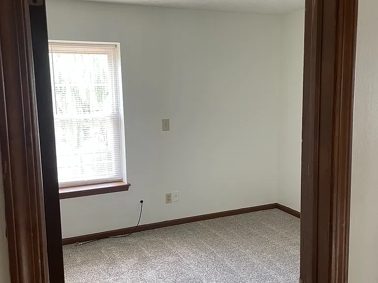 7520 Liquori Ct — Photo 36