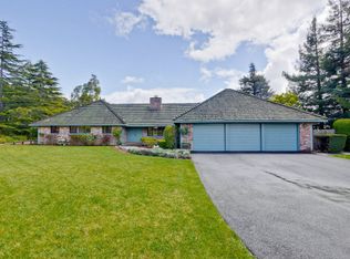 1465 Southdown Rd, Hillsborough, CA 94010