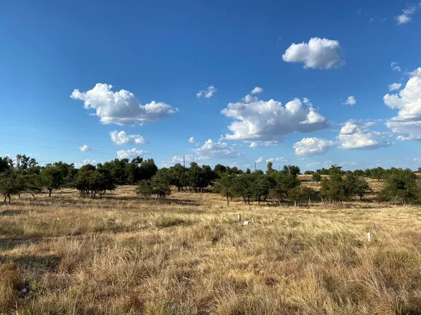 1699 Adobe Creek Rd, Fredericksburg, TX 78624