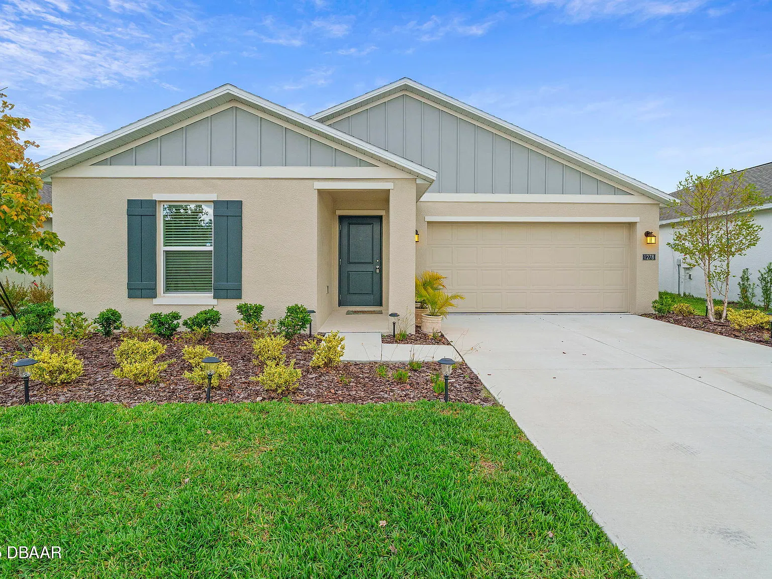 3 bed, 2.0 bath, 1486 sqft, $2,300 — Photo 1