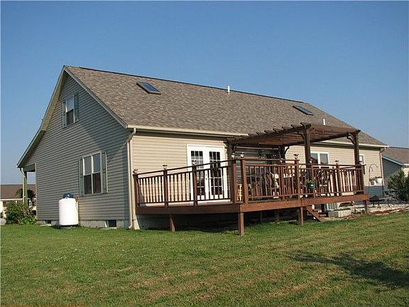 2nd image of 17109 Tecumseh Dr W
