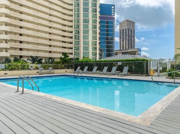 469 Ena Rd, Honolulu, HI