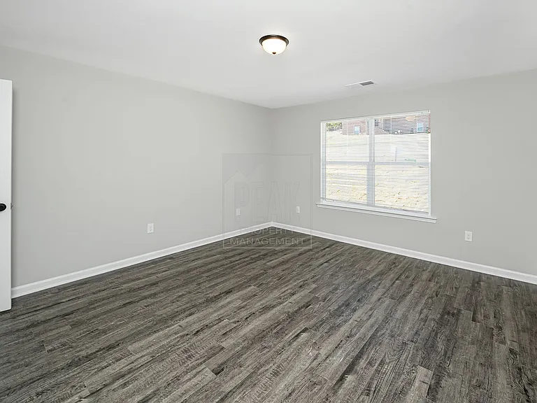 540 Woodland Cir — Photo 26