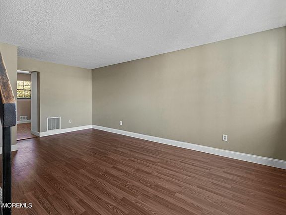 3rd image of 688 Denise Court