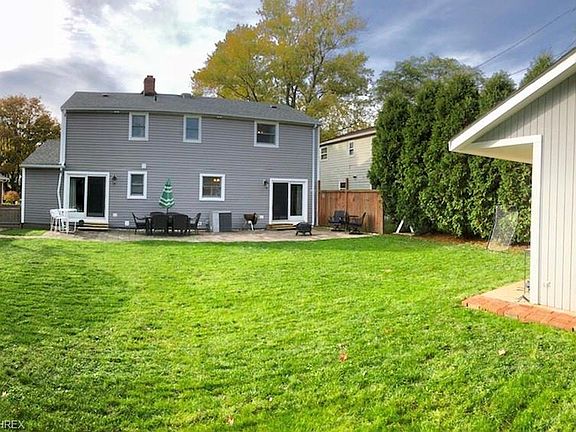 3rd image of 4463 W 224th St