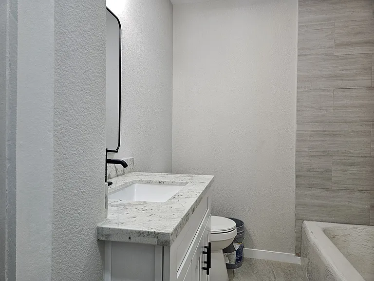 5403 Meadow Creek Ln — Photo 18