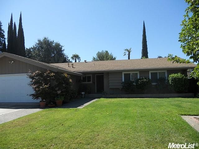 1st image of 3412 E Scenic Dr