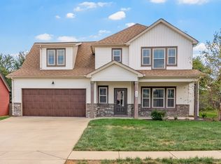 608 Bassett Ln, Clarksville, TN 37043