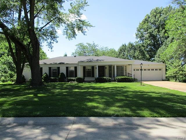 1st image of 619 Bellerive Estates Dr