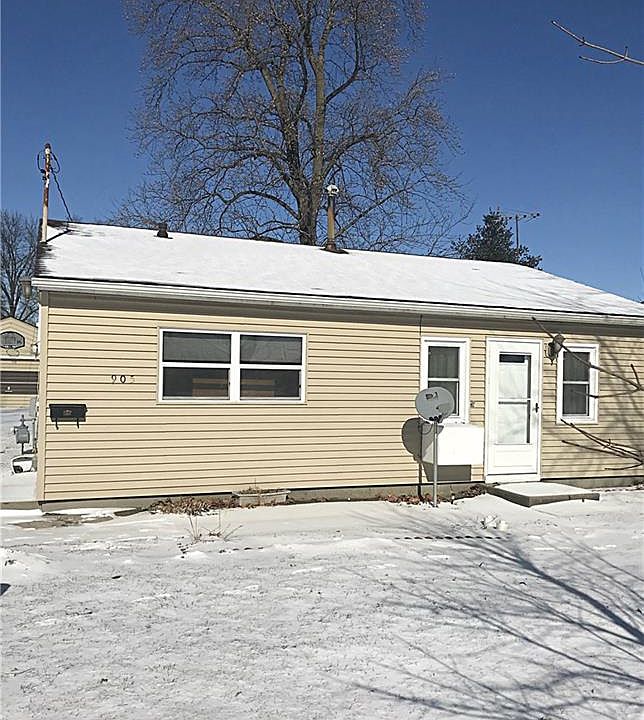 1st image of 905 W Larson St