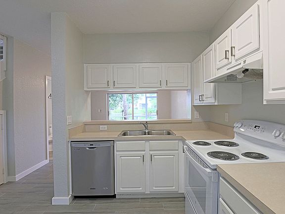 2nd image of 10067 Spyglass Hill Ln