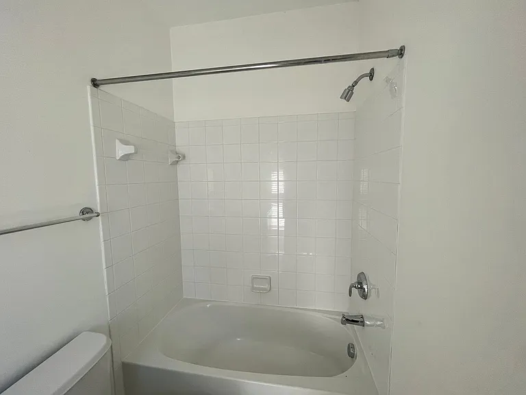 711 Carpenter Rd — Photo 21
