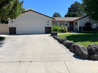 15592 Longhorn Dr, Caldwell, ID 83607