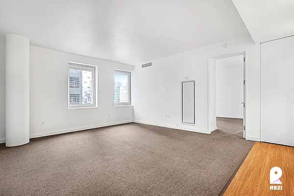 Rented by REZI | media 20
