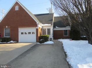 7 E Village Rd #7, Newark, DE 19713