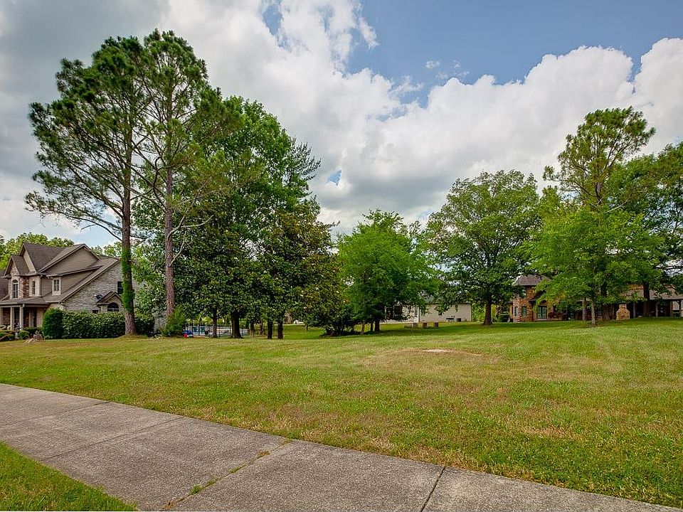 1st image of 202 Camille Victoria Ct