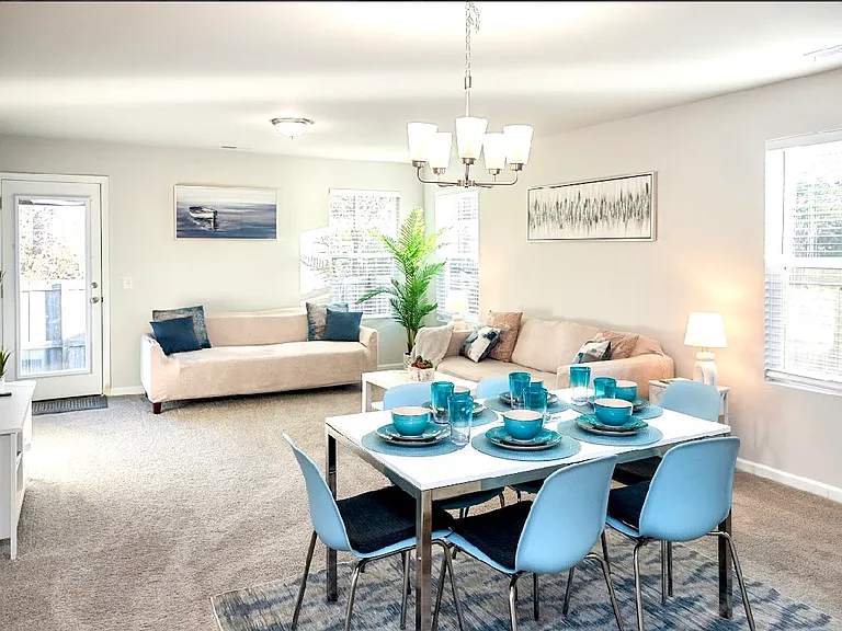 4818 Abbington Oaks Way SE — Photo 6