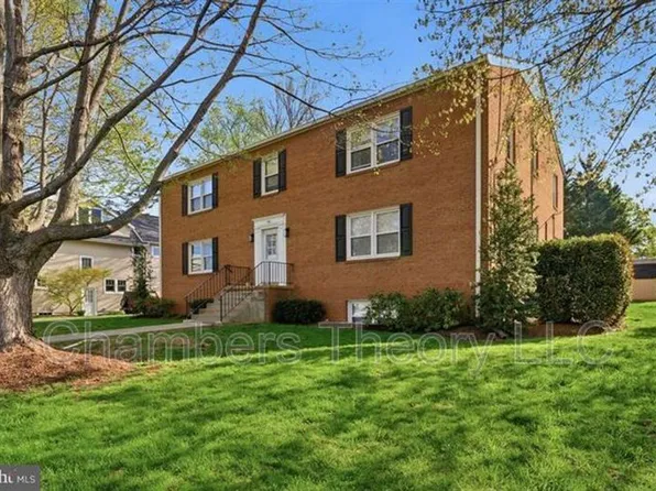 130 S 29th St, Purcellville, VA