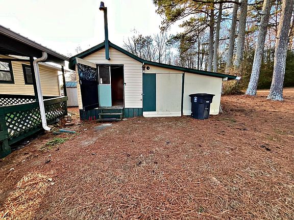 3rd image of 222 Hammonds Rd