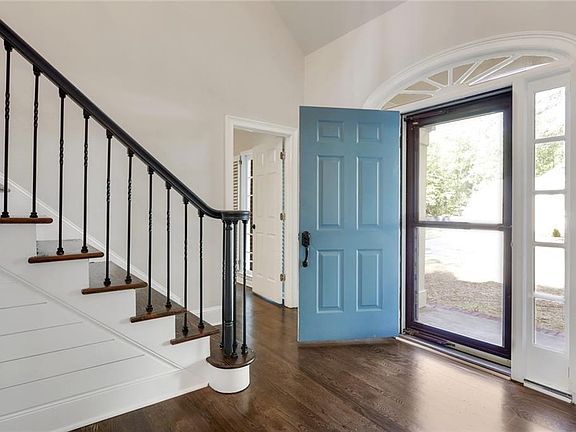 4th image of 665 Trailwood Ln