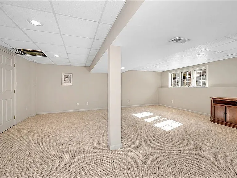 12 Birchwood Ln #12 — Photo 30