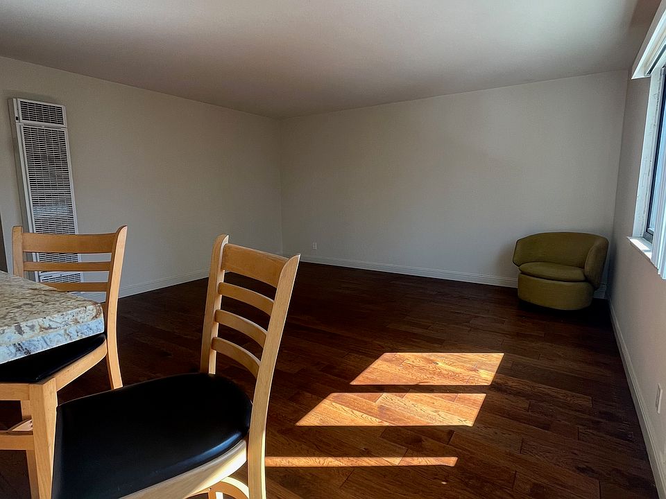 view of living room from breakfast nook