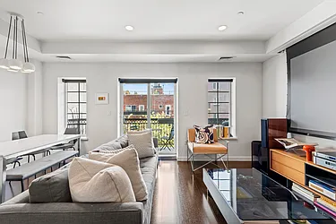 347 3rd Street