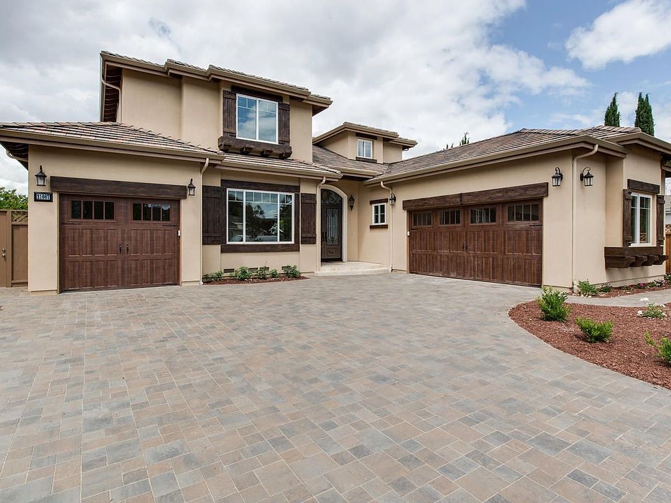 1st image of 21087 Grenola Dr