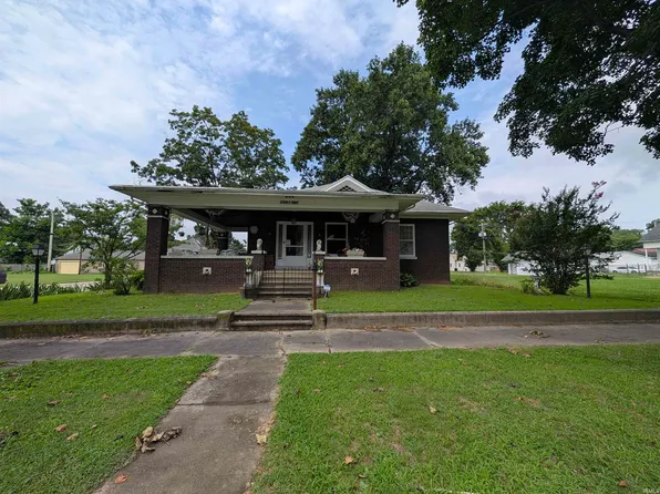 703 College Ave, Mount Vernon, IN 47620