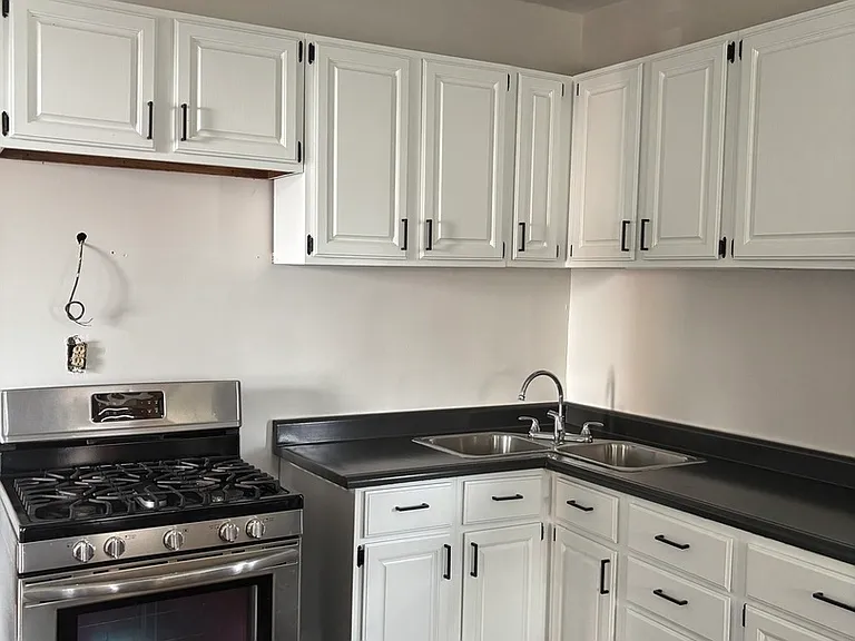 2737 W Belmont Ave #1 — Photo 8