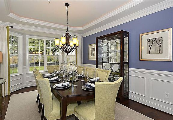 Emory II - Dining Room