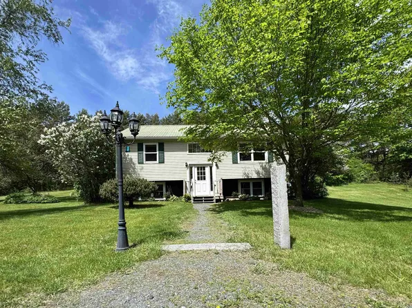 144 Lake Morey Road, Bradford, VT 05033