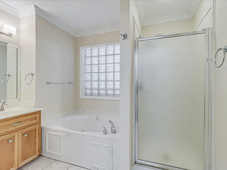 6330 Penny Ln — Photo 28