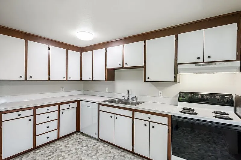 2 bed, 1.0 bath, 800 sqft, $1,695 — Photo 4