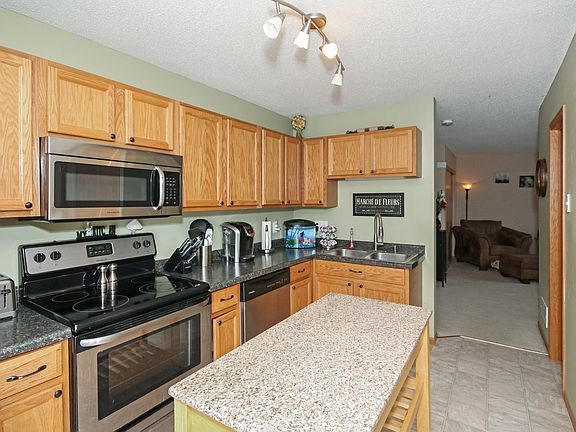 3rd image of 6952 139th Ave NW