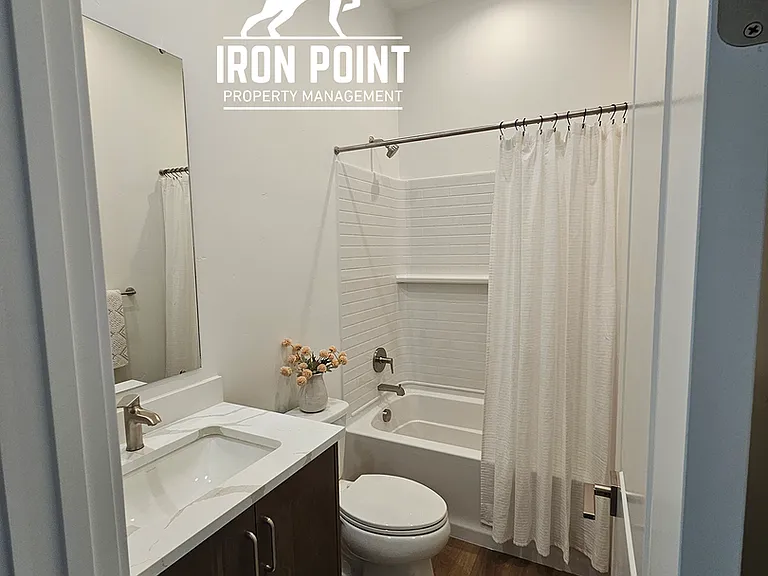 1220 W Grassland St — Photo 23