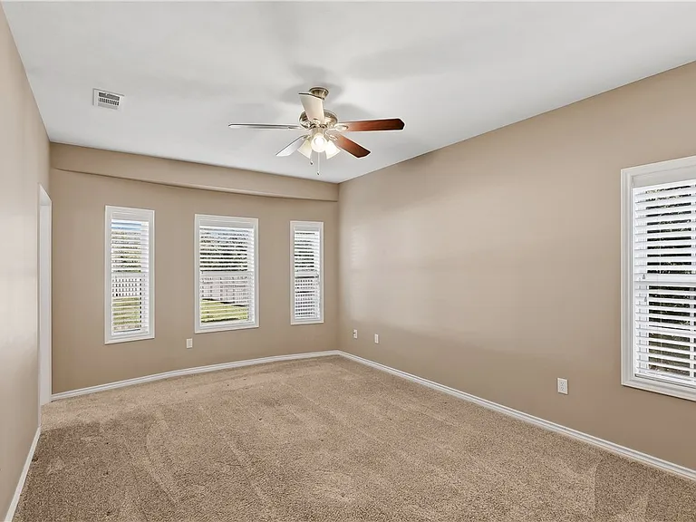 22 Golfview Dr — Photo 25