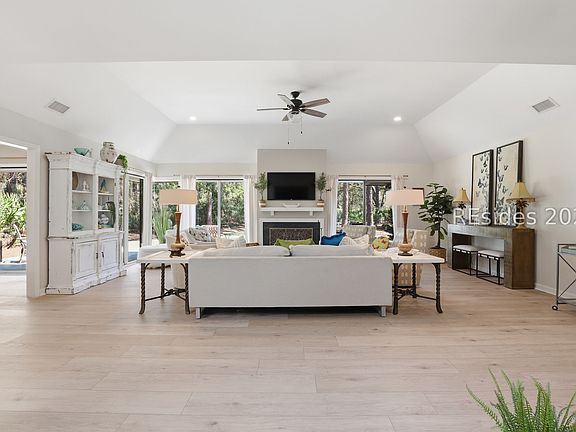 5th image of 20 Rookery Way