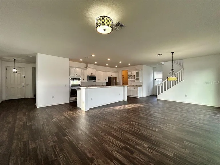 10638 Aldo Moro Dr — Photo 8