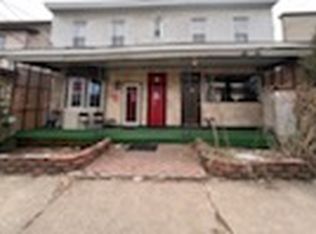 4 Broad St #1B, Beaver Meadows, PA 18216
