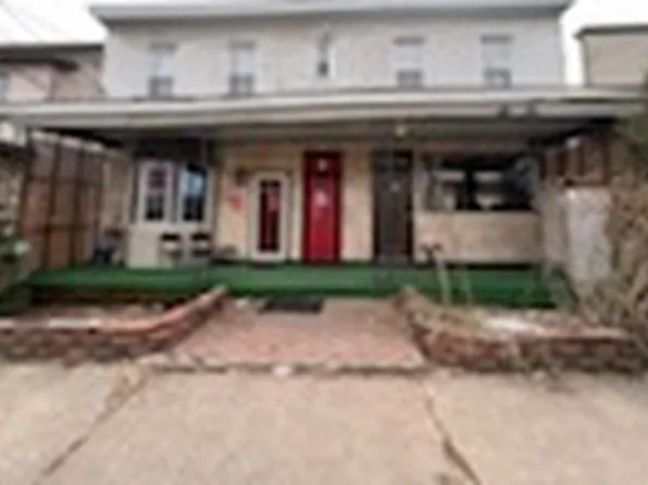 4 Broad St #1B, Beaver Meadows, PA 18216