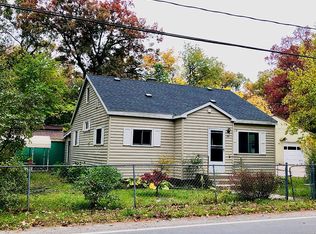 89 W Kenwood Rd, Twin Lake, MI 49457